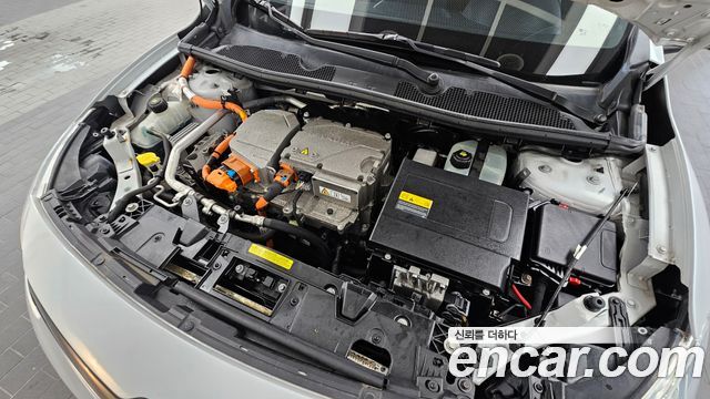 Renault Korea SM3 Z.E. RE 2017 — фото 6