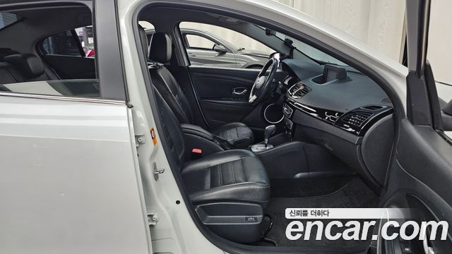 Renault Korea SM3 Z.E. RE 2017 — фото 11