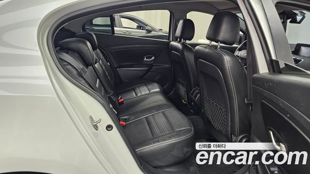 Renault Korea SM3 Z.E. RE 2017 — фото 12