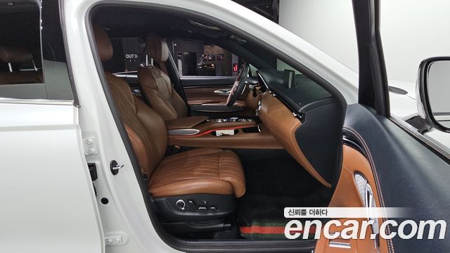 Genesis GV70 2.5T Gasoline 2WD 2024 — фото 11