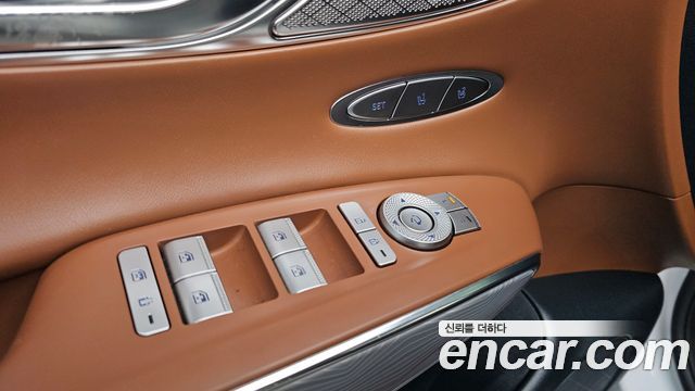 Genesis GV70 2.5T Gasoline 2WD 2024 — фото 13