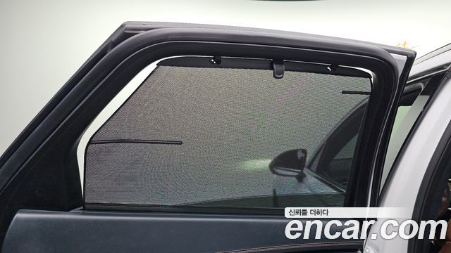 Genesis GV70 2.5T Gasoline 2WD 2024 — фото 32