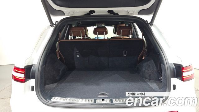 Genesis GV70 2.5T Gasoline 2WD 2024 — фото 35