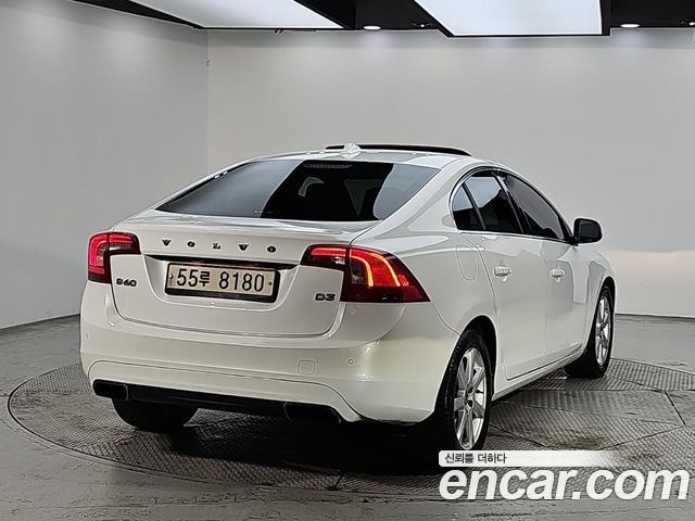 Volvo S60 D3 2nd 2017 — фото 4