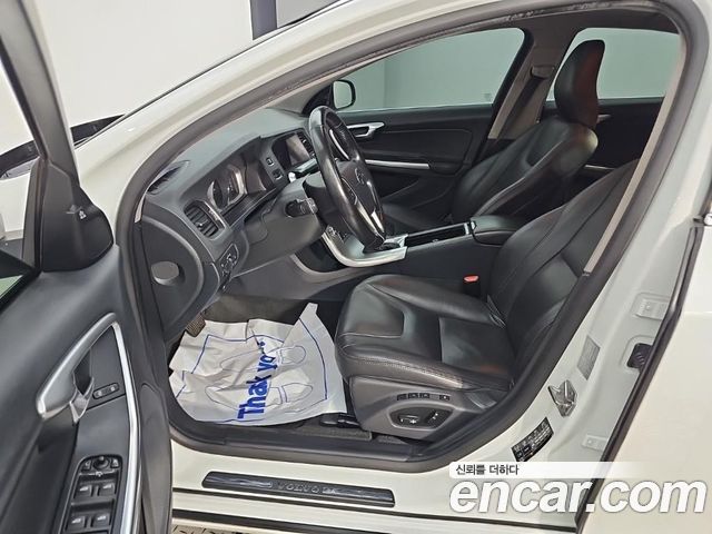 Volvo S60 D3 2nd 2017 — фото 15