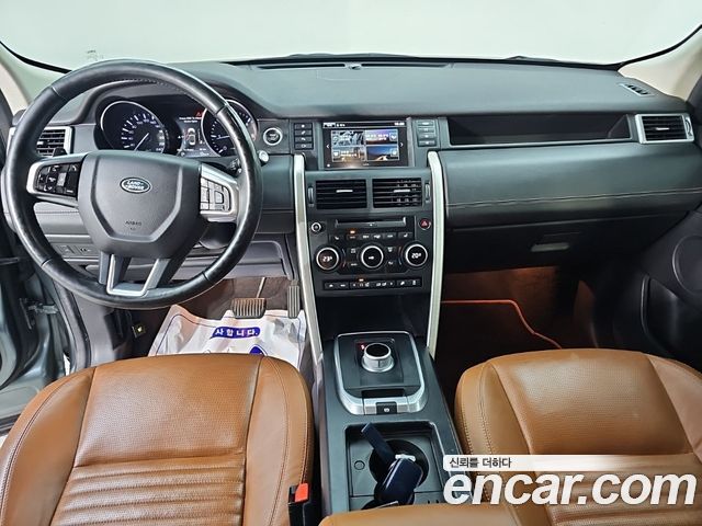 Land Rover Discovery Sport 2.2 SD4 HSE Luxury 2015 — фото 5