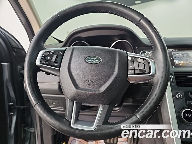 Land Rover Discovery Sport 2.2 SD4 HSE Luxury 2015 — фото 9