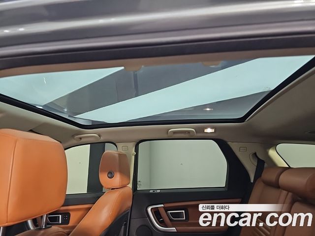 Land Rover Discovery Sport 2.2 SD4 HSE Luxury 2015 — фото 17