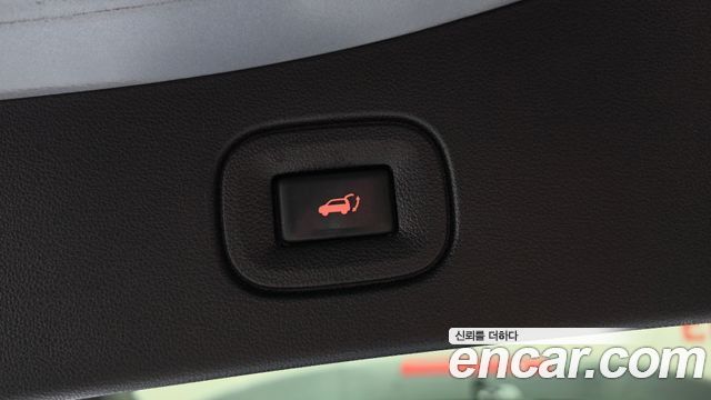 Renault Korea QM6 Diesel 2WD RE Signature 2019 — фото 16