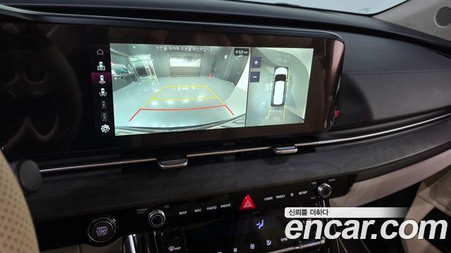 Kia Carnival (IV) Gasoline 9-seater Limousine(Special vehicle) 2023 — фото 14