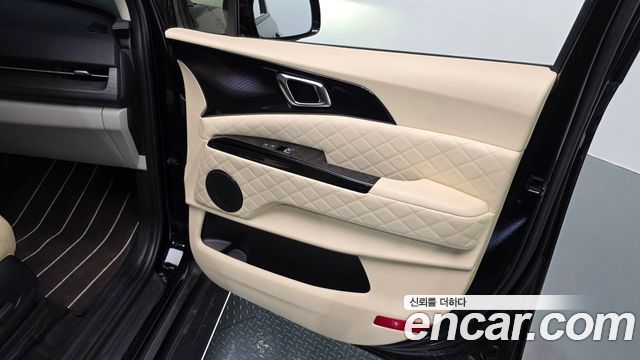 Kia Carnival (IV) Gasoline 9-seater Limousine(Special vehicle) 2023 — фото 25