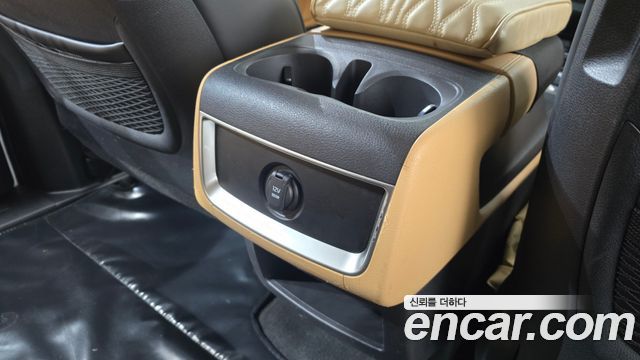 Kia Carnival (IV) Diesel 9-Seater Prestige 2021 — фото 31