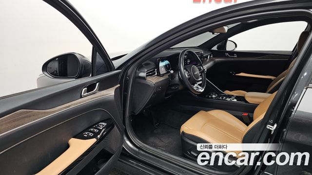 Kia K5 (III) 2.0 Noblesse 2022 — фото 10