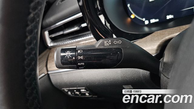 Kia K5 (III) 2.0 Noblesse 2022 — фото 20
