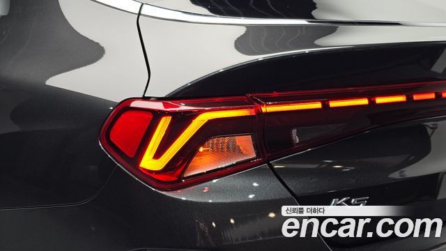 Kia K5 (III) 2.0 Noblesse 2022 — фото 23