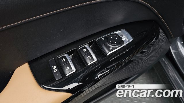 Kia K5 (III) 2.0 Noblesse 2022 — фото 28