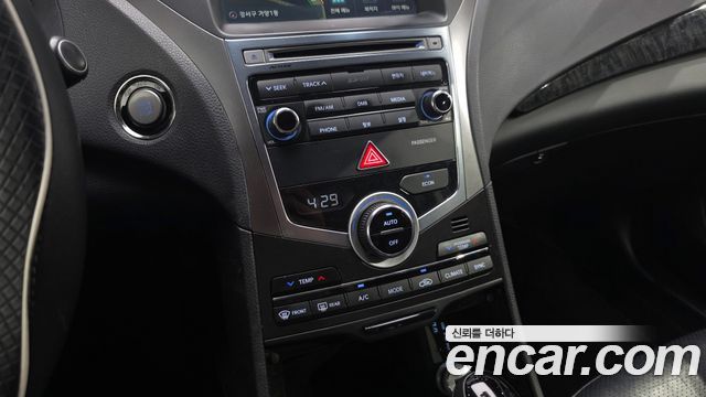 Hyundai Grandeur Hybrid (HG) Premium 2015 — фото 17
