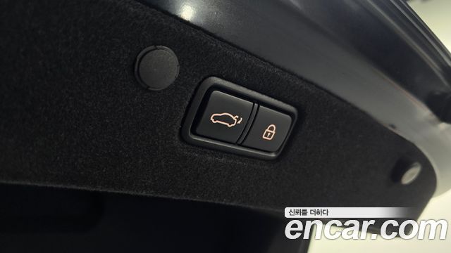 Hyundai Grandeur (IG) 2.4 Premium 2019 — фото 19