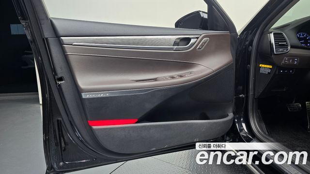 Hyundai Grandeur (IG) 2.4 Premium 2019 — фото 24