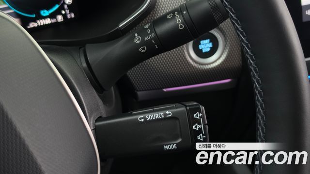 Renault Korea Arkana 1.6 E-TECH Iconic 2025 — фото 15