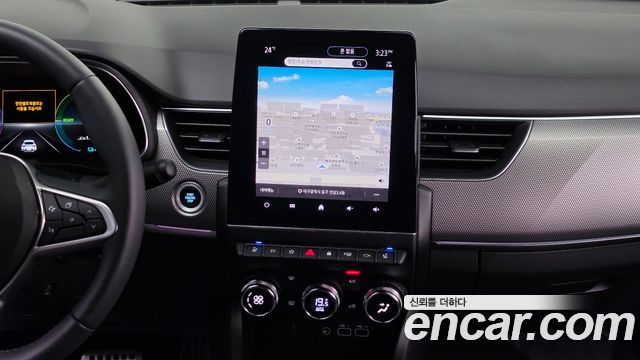Renault Korea Arkana 1.6 E-TECH Iconic 2025 — фото 16