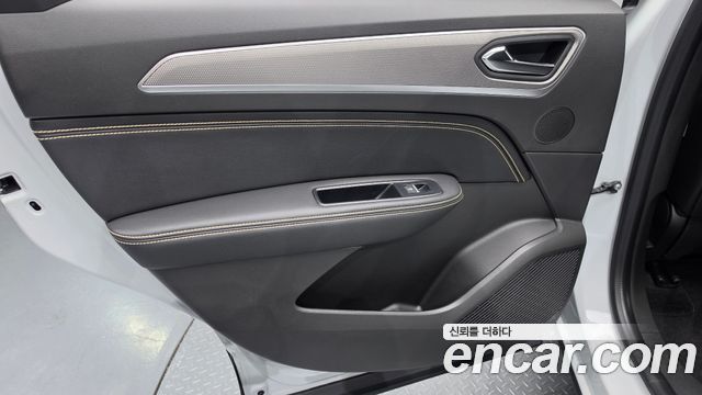 Renault Korea Arkana 1.6 E-TECH Iconic 2025 — фото 25