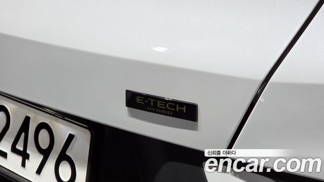 Renault Korea Arkana 1.6 E-TECH Iconic 2025 — фото 35