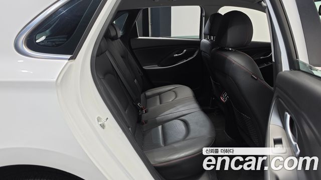 Hyundai i30 (PD) 1.4 Turbo Premium 2018 — фото 12