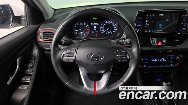 Hyundai i30 (PD) 1.4 Turbo Premium 2018 — фото 13