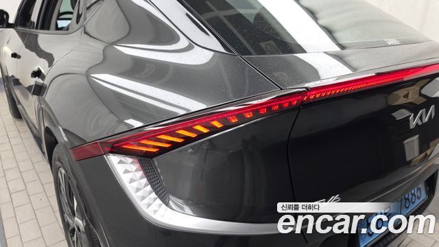 Kia EV6 Long Range 4WD Earth 2023 — фото 23