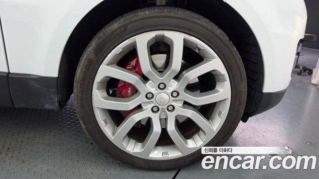 Land Rover Range Rover Sport (II) 3.0 SDV6 HSE Dynamic 2014 — фото 5