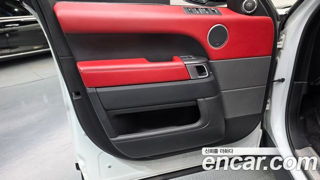 Land Rover Range Rover Sport (II) 3.0 SDV6 HSE Dynamic 2014 — фото 24
