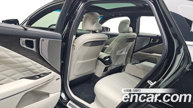 Kia K8 Hybrid Signature 2023 — фото 11