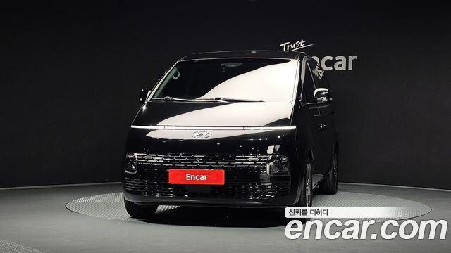 Hyundai Staria Tourer 9-Seater Modern 2023 — фото 3