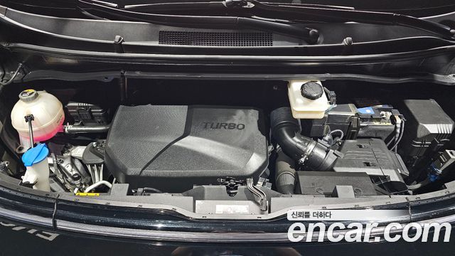 Hyundai Staria Tourer 9-Seater Modern 2023 — фото 6