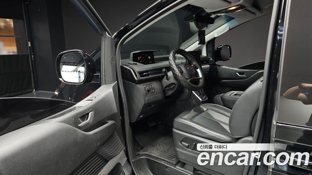 Hyundai Staria Tourer 9-Seater Modern 2023 — фото 10