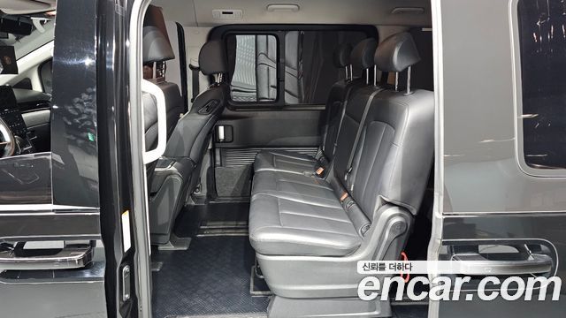 Hyundai Staria Tourer 9-Seater Modern 2023 — фото 13