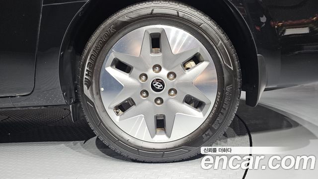 Hyundai Staria Tourer 9-Seater Modern 2023 — фото 21