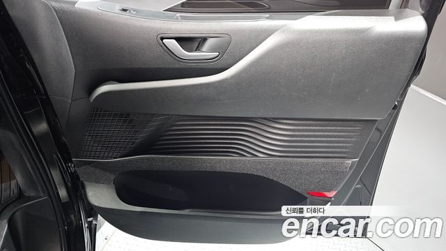 Hyundai Staria Tourer 9-Seater Modern 2023 — фото 25
