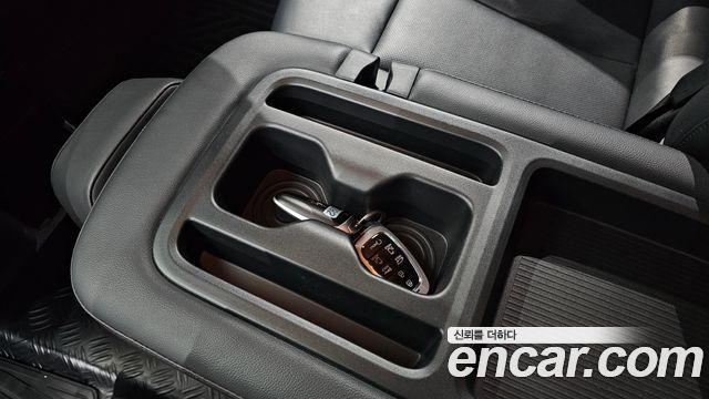Hyundai Staria Tourer 9-Seater Modern 2023 — фото 34