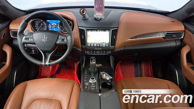 Maserati Levante 3.0 Diesel AWD 2019 — фото 7