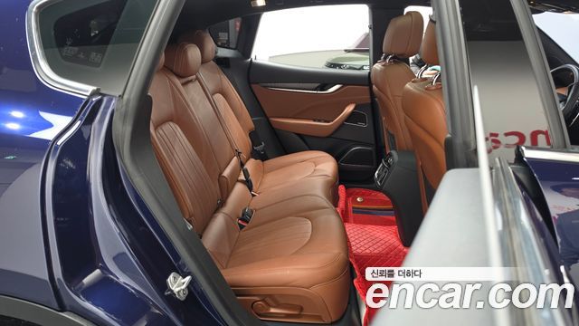 Maserati Levante 3.0 Diesel AWD 2019 — фото 18
