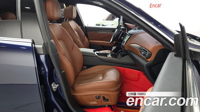 Maserati Levante 3.0 Diesel AWD 2019 — фото 26