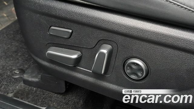 Hyundai Santa Fe Gasoline 2.5T 2WD Calligraphy 2021 — фото 27