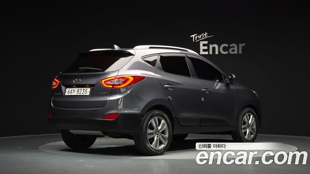 Hyundai Tucson ix Diesel(e-VGT) 2WD Smart special 2015 — фото 2