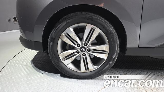 Hyundai Tucson ix Diesel(e-VGT) 2WD Smart special 2015 — фото 5