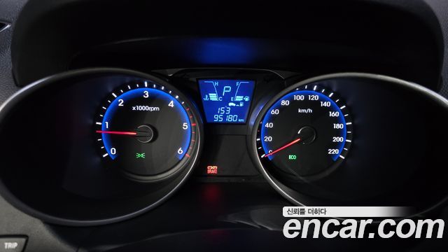 Hyundai Tucson ix Diesel(e-VGT) 2WD Smart special 2015 — фото 8