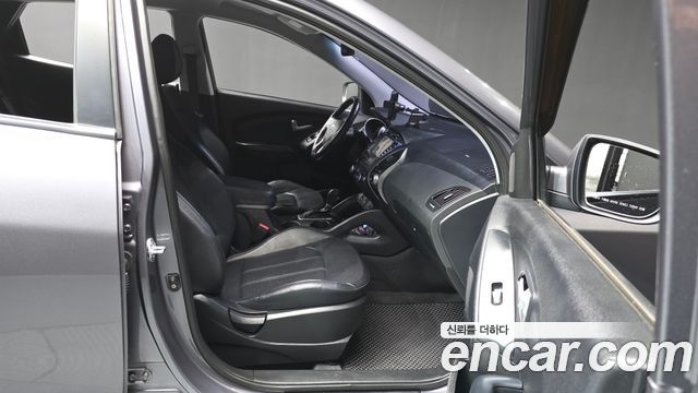 Hyundai Tucson ix Diesel(e-VGT) 2WD Smart special 2015 — фото 11