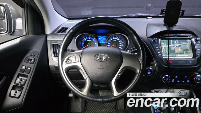 Hyundai Tucson ix Diesel(e-VGT) 2WD Smart special 2015 — фото 13