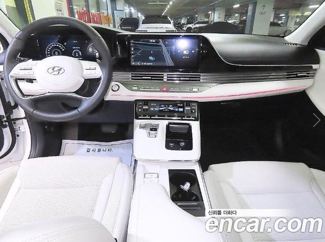 Hyundai Grandeur (IG) 2.5 Le Blanc